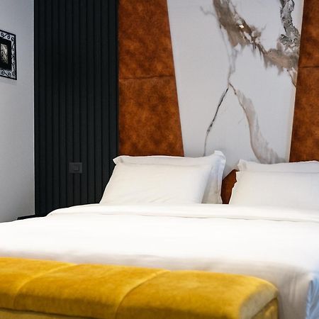 Oxygen Boutique Hotel Tirana Extérieur photo