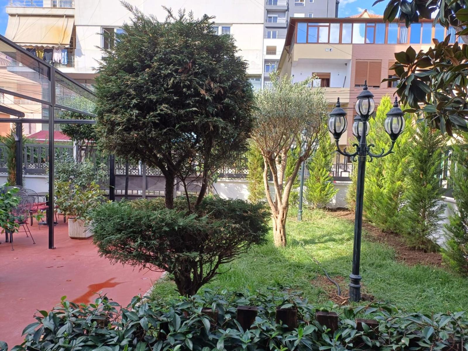 Oxygen Boutique Hotel Tirana Extérieur photo