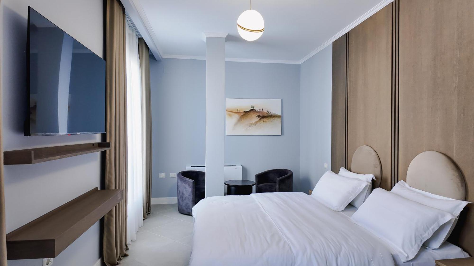 Oxygen Boutique Hotel Tirana Extérieur photo