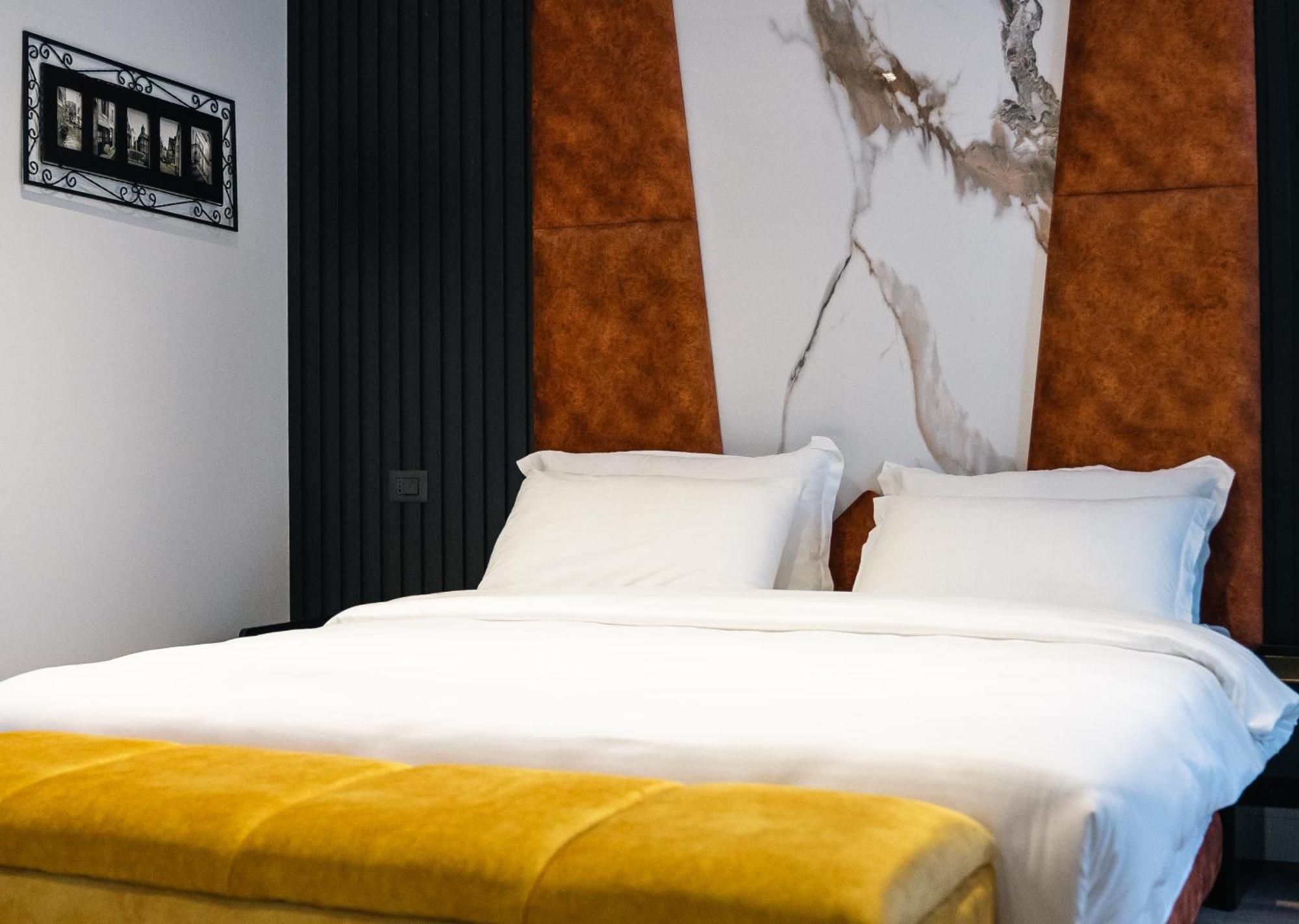 Oxygen Boutique Hotel Tirana Extérieur photo